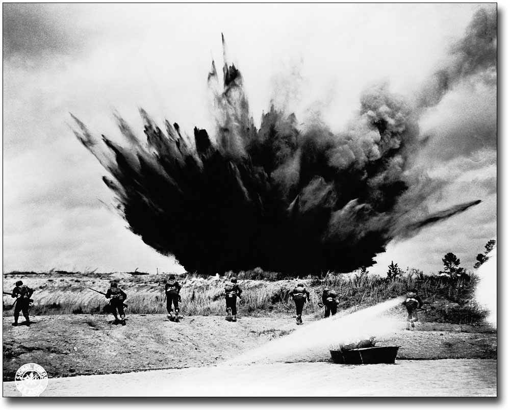 BOMB EXPLODING NEAR TROOPS WWII 8x10 SILVER HALIDE PHOTO PRINT eBay