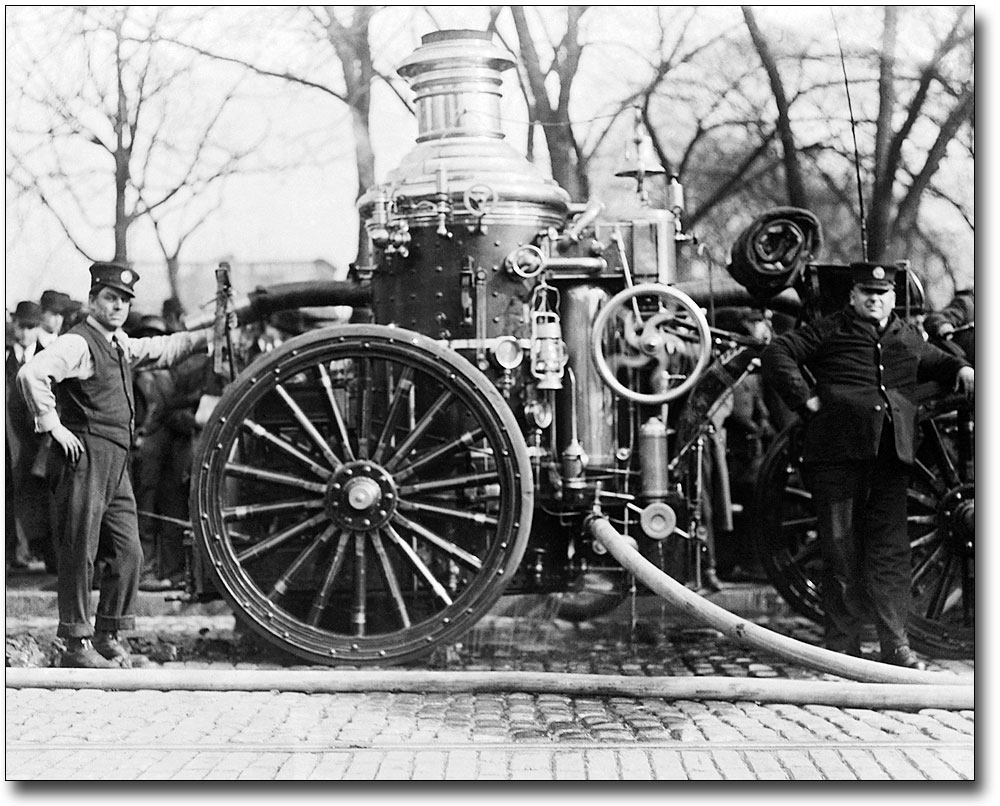 CLASSIC FDNY FIREFIGHTERS ON FIRE ENGINE 11x14 SILVER HALIDE PHOTO PRINT