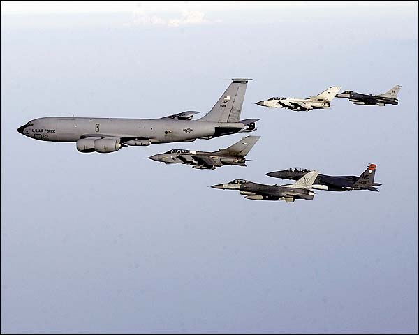 KC-135 Stratotanker & Aircraft Formation Photo Print for Sale