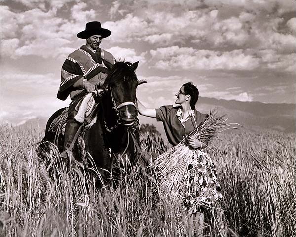 Toni Frissell Chilean Couple in Wheatfield Photo Print for Sale