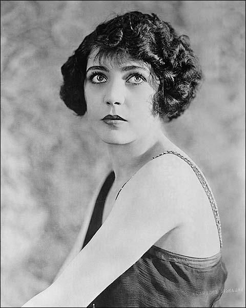 Actress Renee Adoree in Goldwyn Pictures Photo Print for Sale