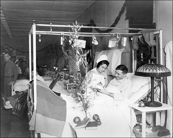 Red Cross Nurse & Soldier On Christmas WWI Photo Print for Sale