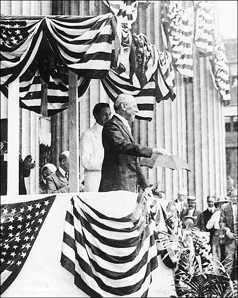 President Woodrow Wilson Speaking to Crowd Photo Print for Sale