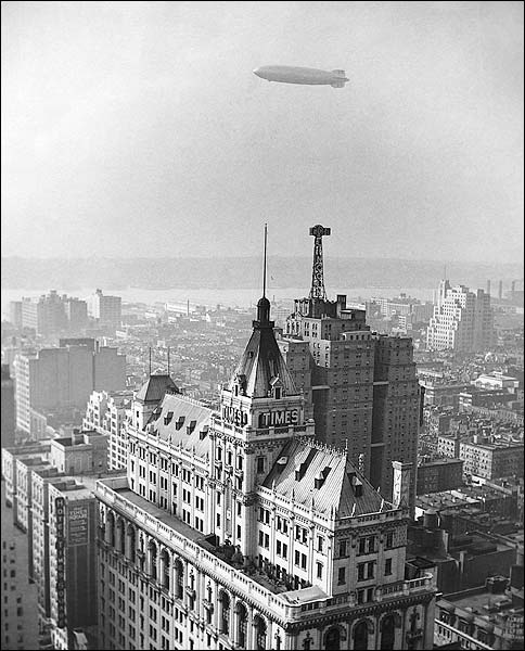 Hindenburg & New York Times Building 1936 Photo Print for Sale
