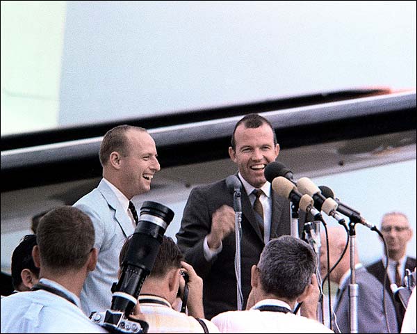 Gemini 5 Crew News Conference Photo Print for Sale