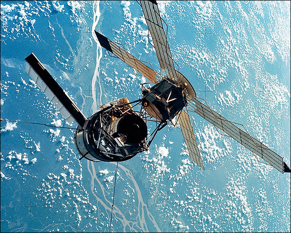 NASA Skylab 3 in Orbit Photo Print for Sale