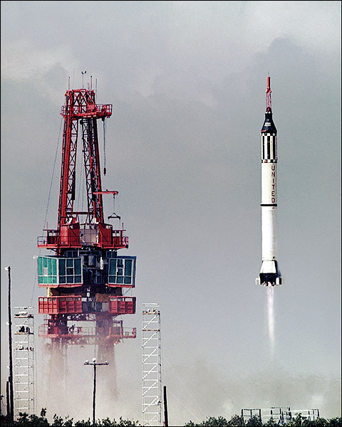 MERCURY-REDSTONE 3 ALAN SHEPARD FREEDOM 7 NASA 8x10 GLOSSY PHOTO