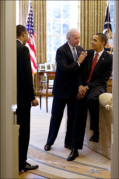 President Obama and Joe Biden in Oval Office Photo Print for Sale