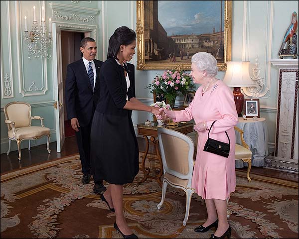 President Obama, Michelle Obama and Queen Elizabeth Photo Print for Sale