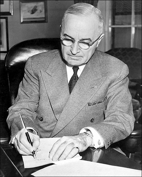 American President Harry Truman Portrait Photo Print for Sale